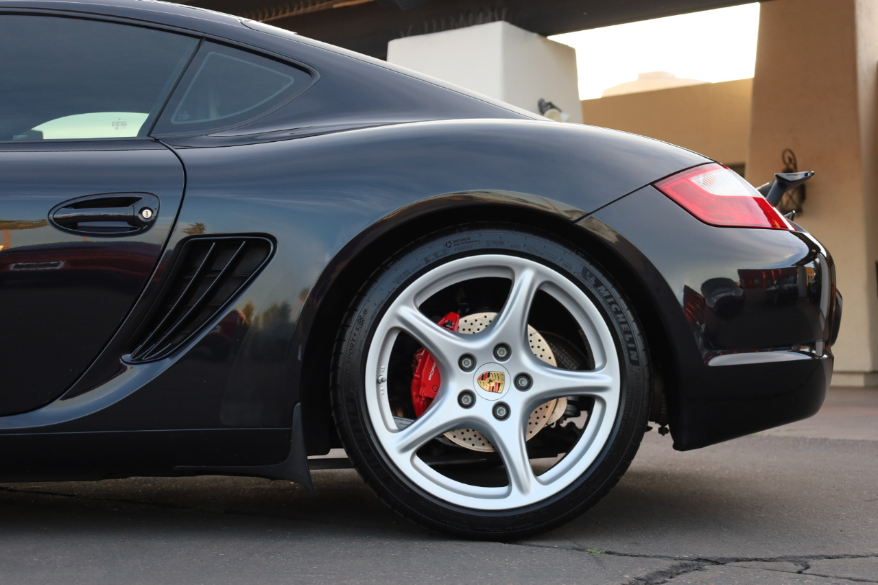 Porsche Cayman S 2006