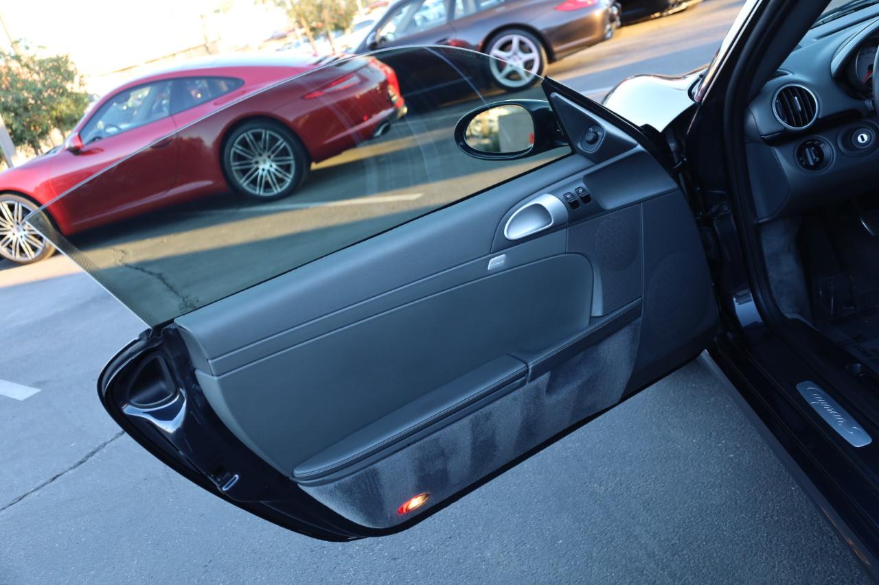 Porsche Cayman S 2006