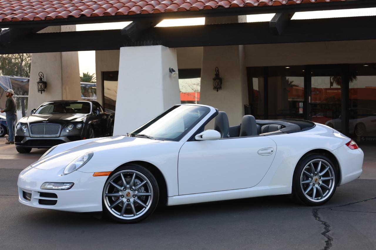 Porsche 911 Carrera Cabriolet 2006