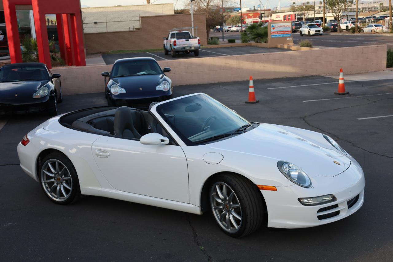 Porsche 911 Carrera Cabriolet 2006