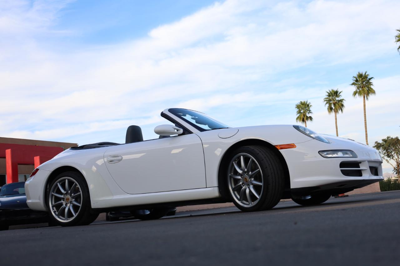Porsche 911 Carrera Cabriolet 2006