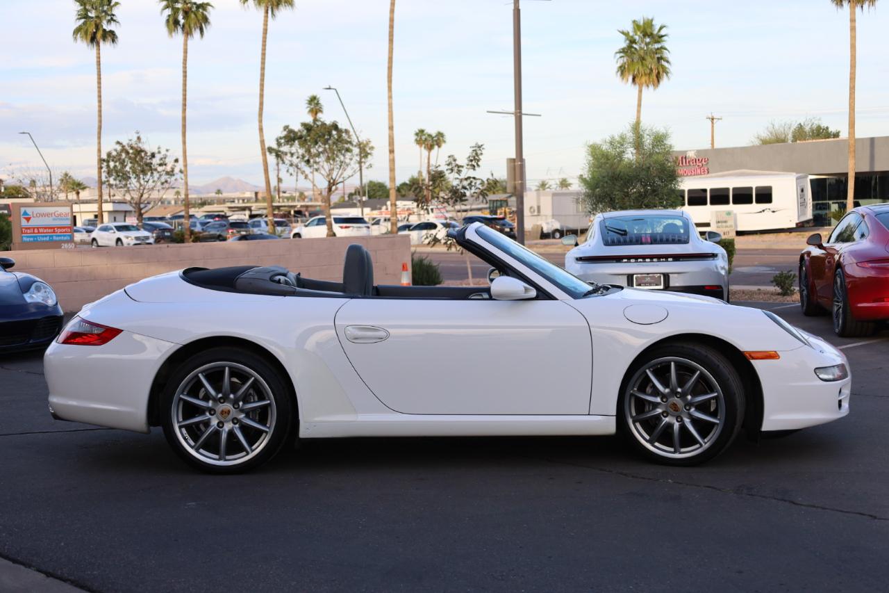 Porsche 911 Carrera Cabriolet 2006