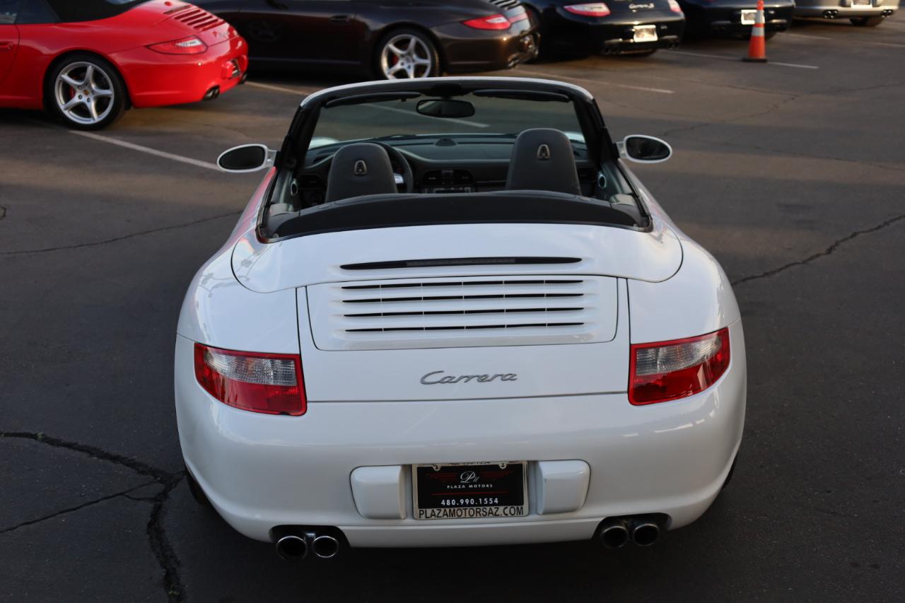 Porsche 911 Carrera Cabriolet 2006