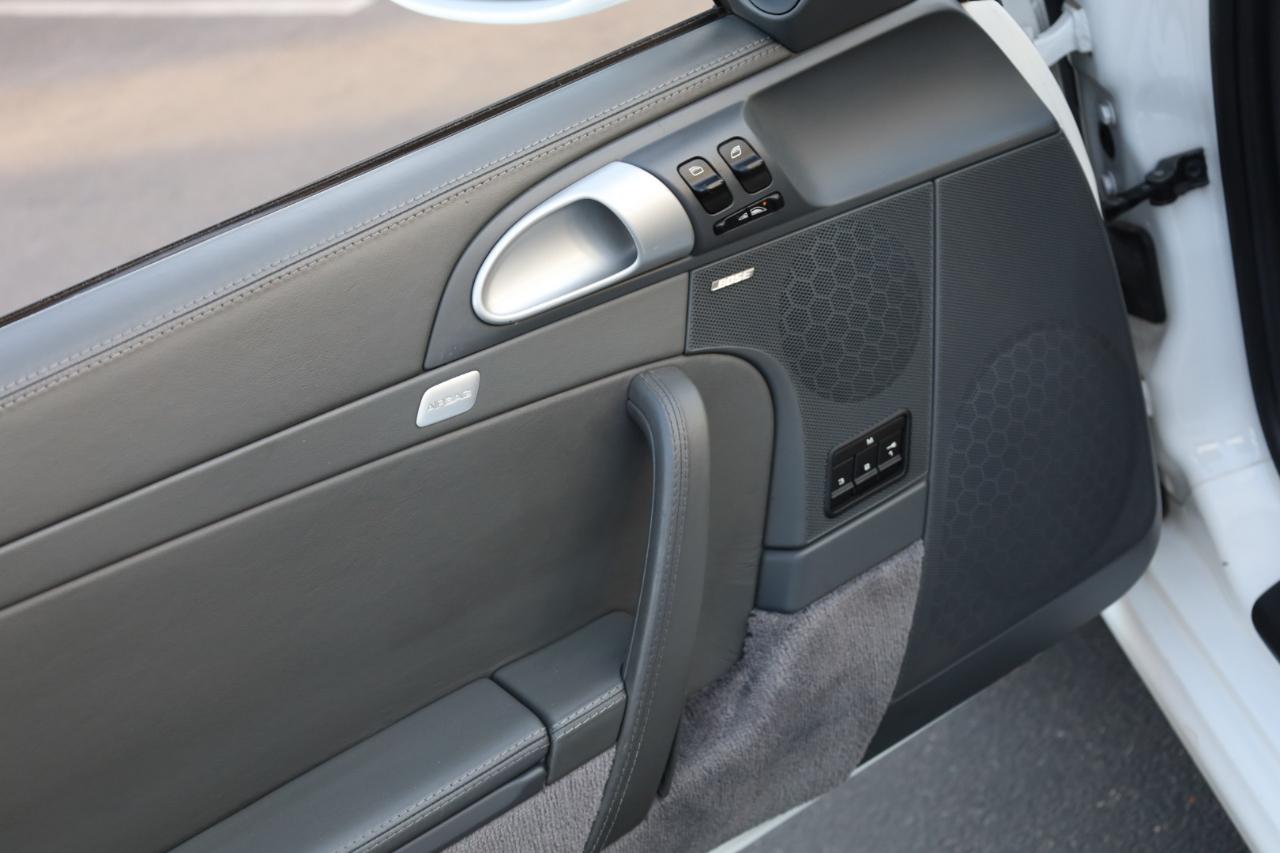 Porsche 911 Carrera Cabriolet 2006