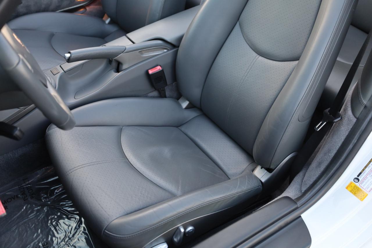 Porsche 911 Carrera Cabriolet 2006