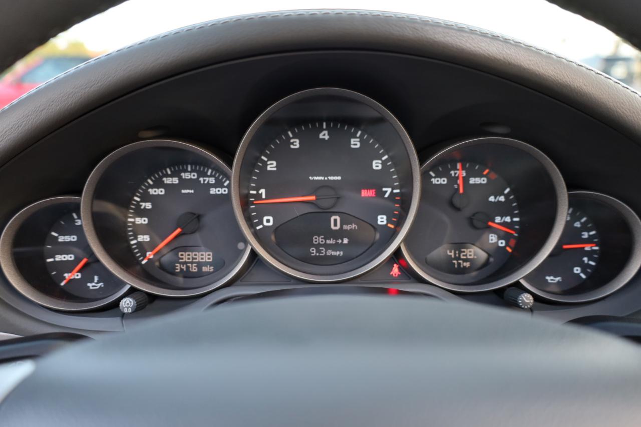 Porsche 911 Carrera Cabriolet 2006