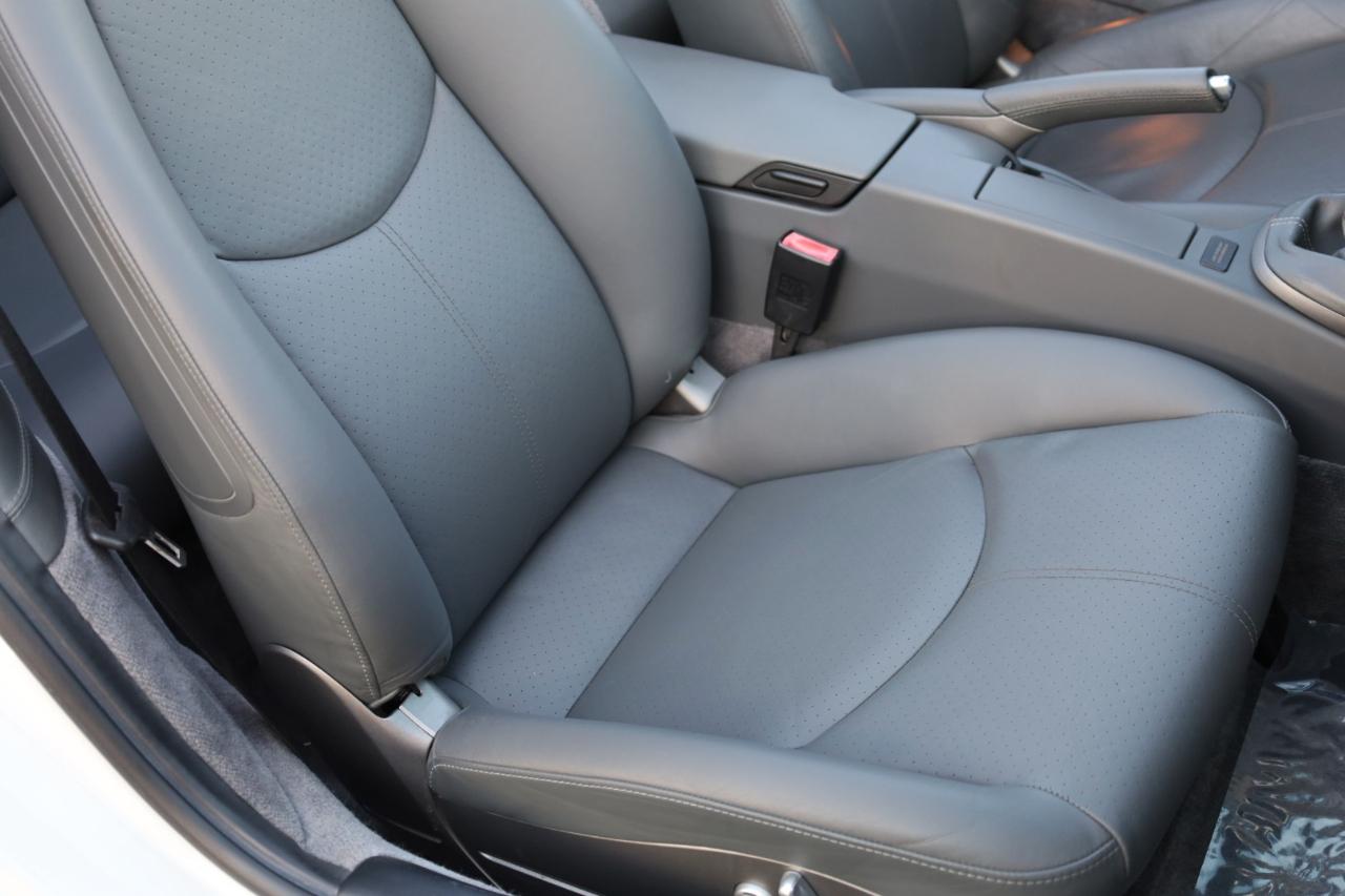 Porsche 911 Carrera Cabriolet 2006