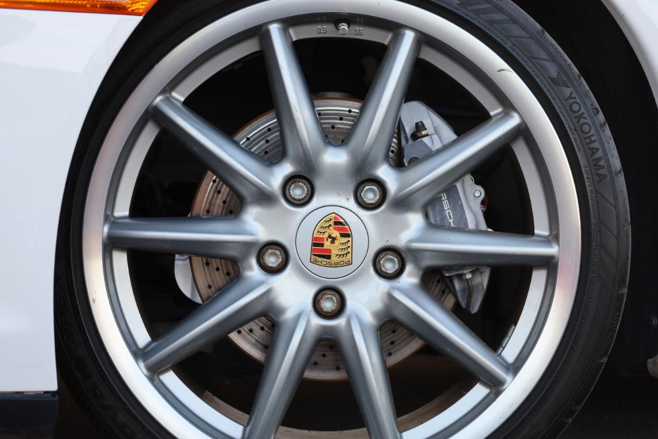 Porsche 911 Carrera Cabriolet 2006