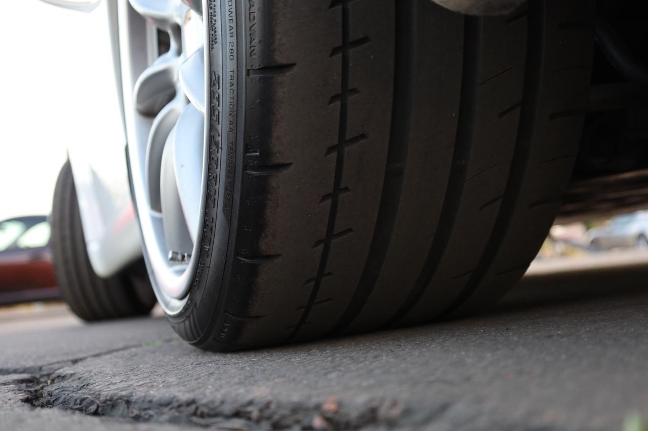 Porsche 911 Carrera Cabriolet 2006