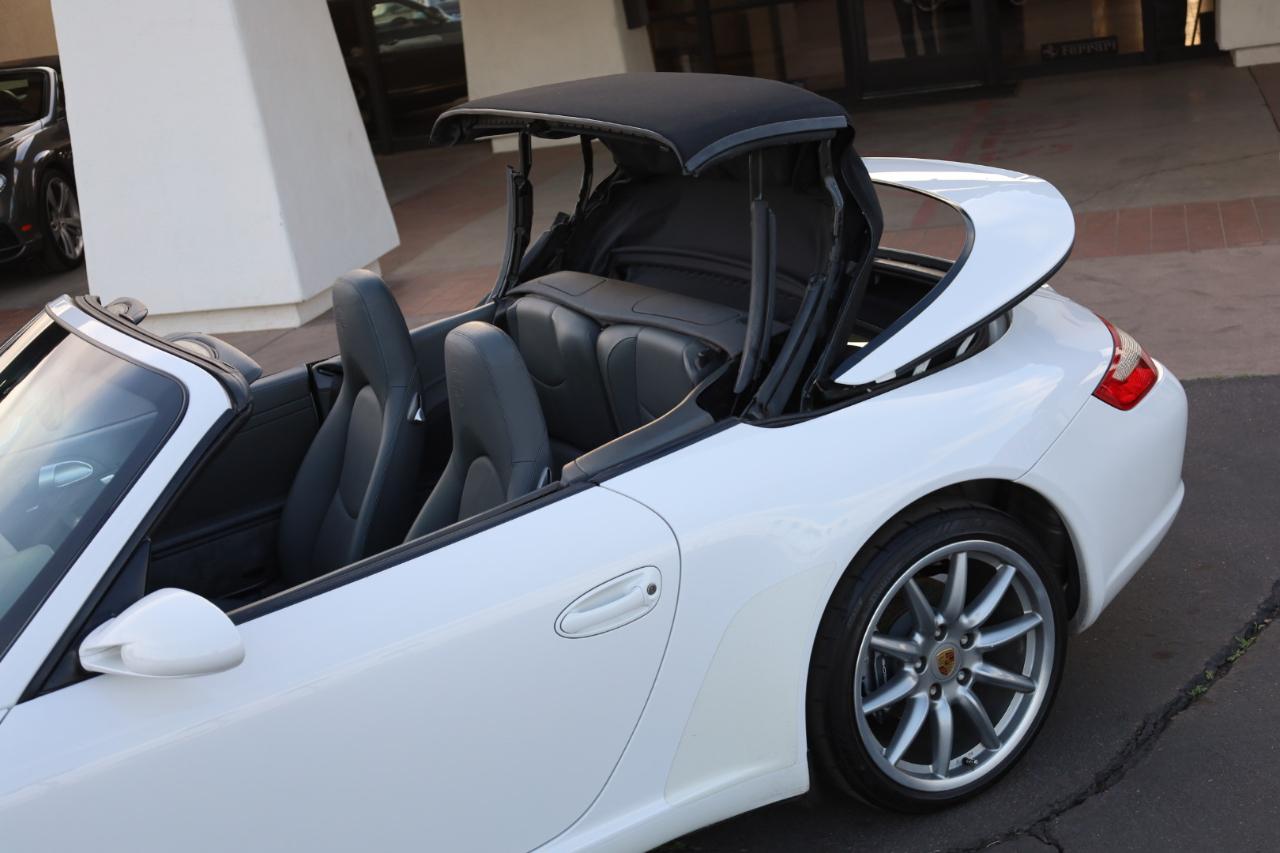 Porsche 911 Carrera Cabriolet 2006