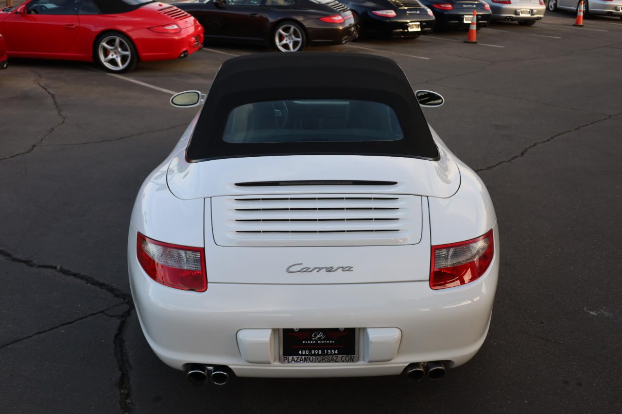 Porsche 911 Carrera Cabriolet 2006