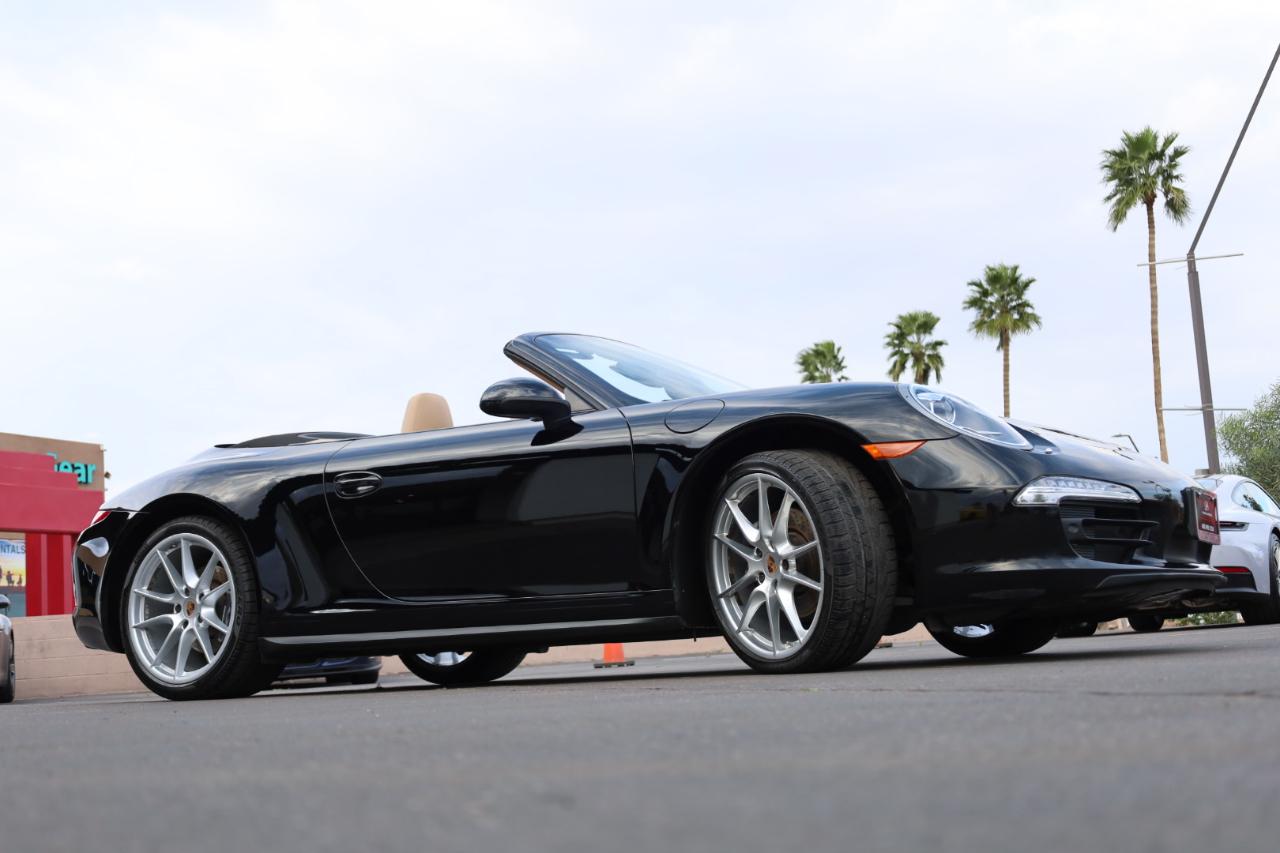 Porsche 911 Carrera 4 Cabriolet 2013