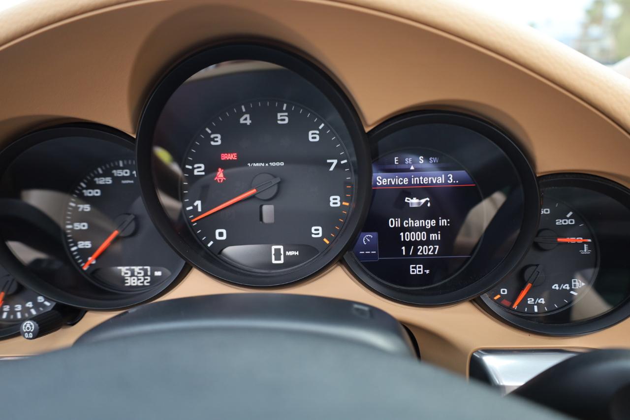 Porsche 911 Carrera 4 Cabriolet 2013