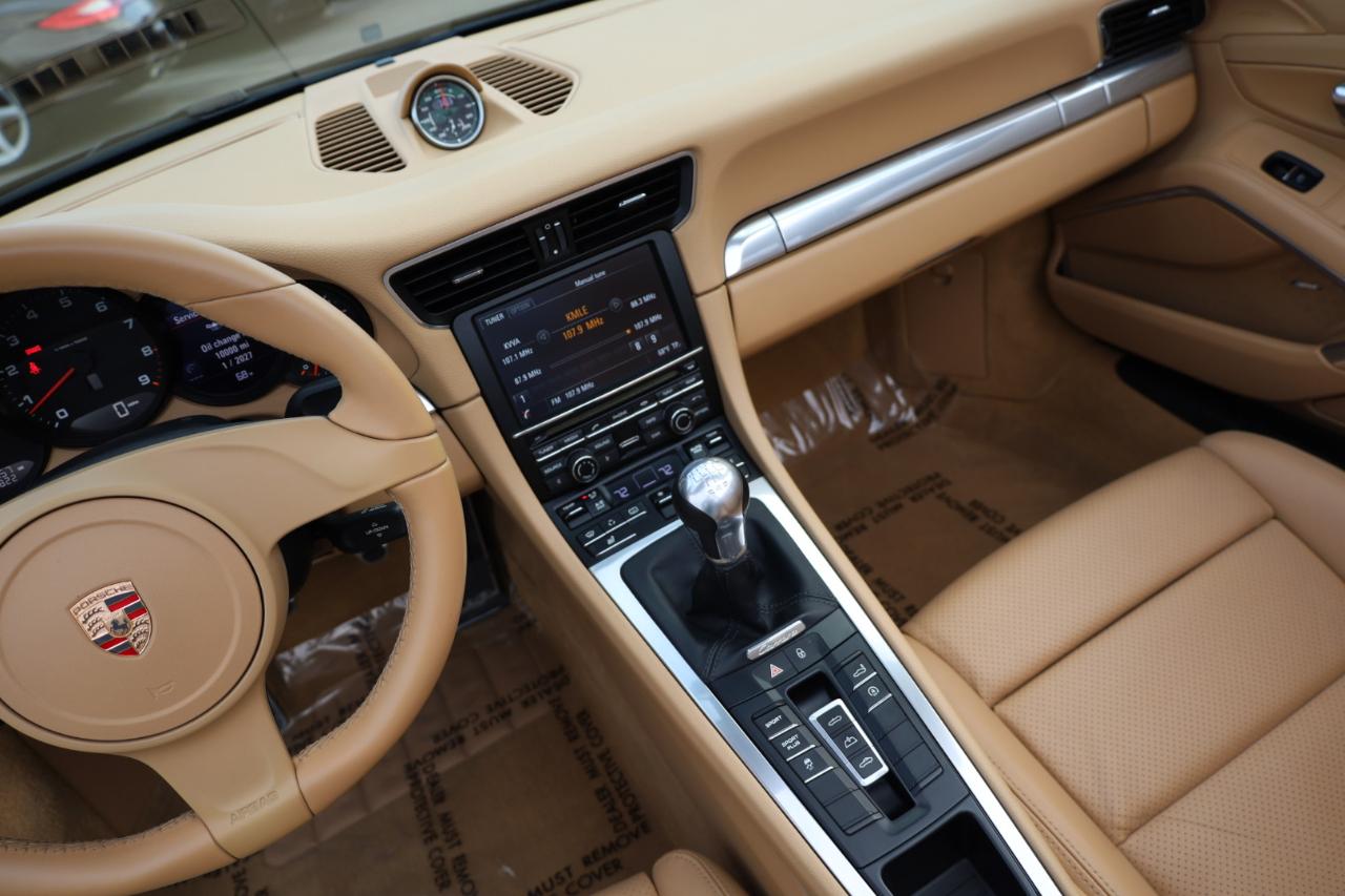 Porsche 911 Carrera 4 Cabriolet 2013