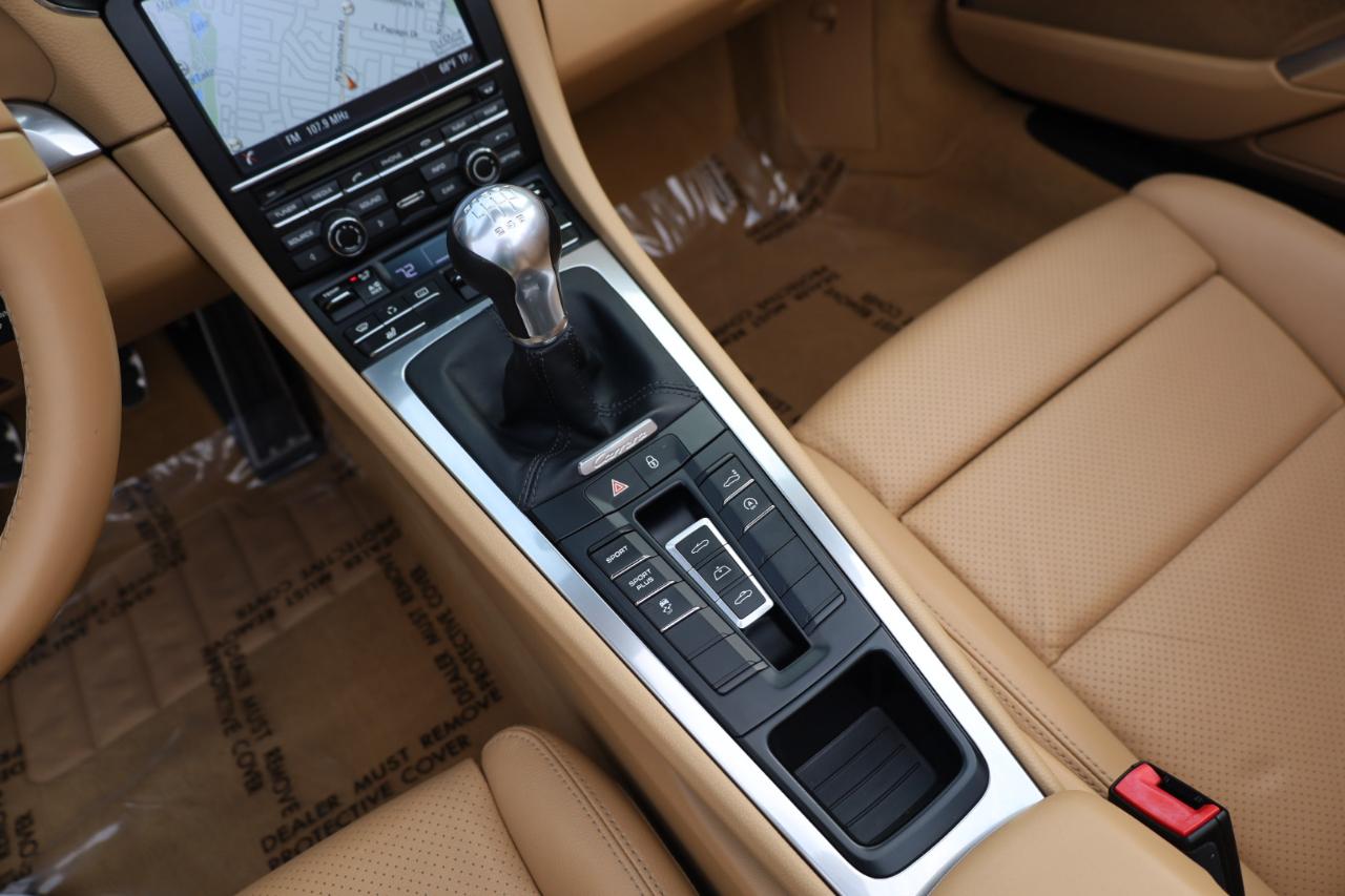 Porsche 911 Carrera 4 Cabriolet 2013