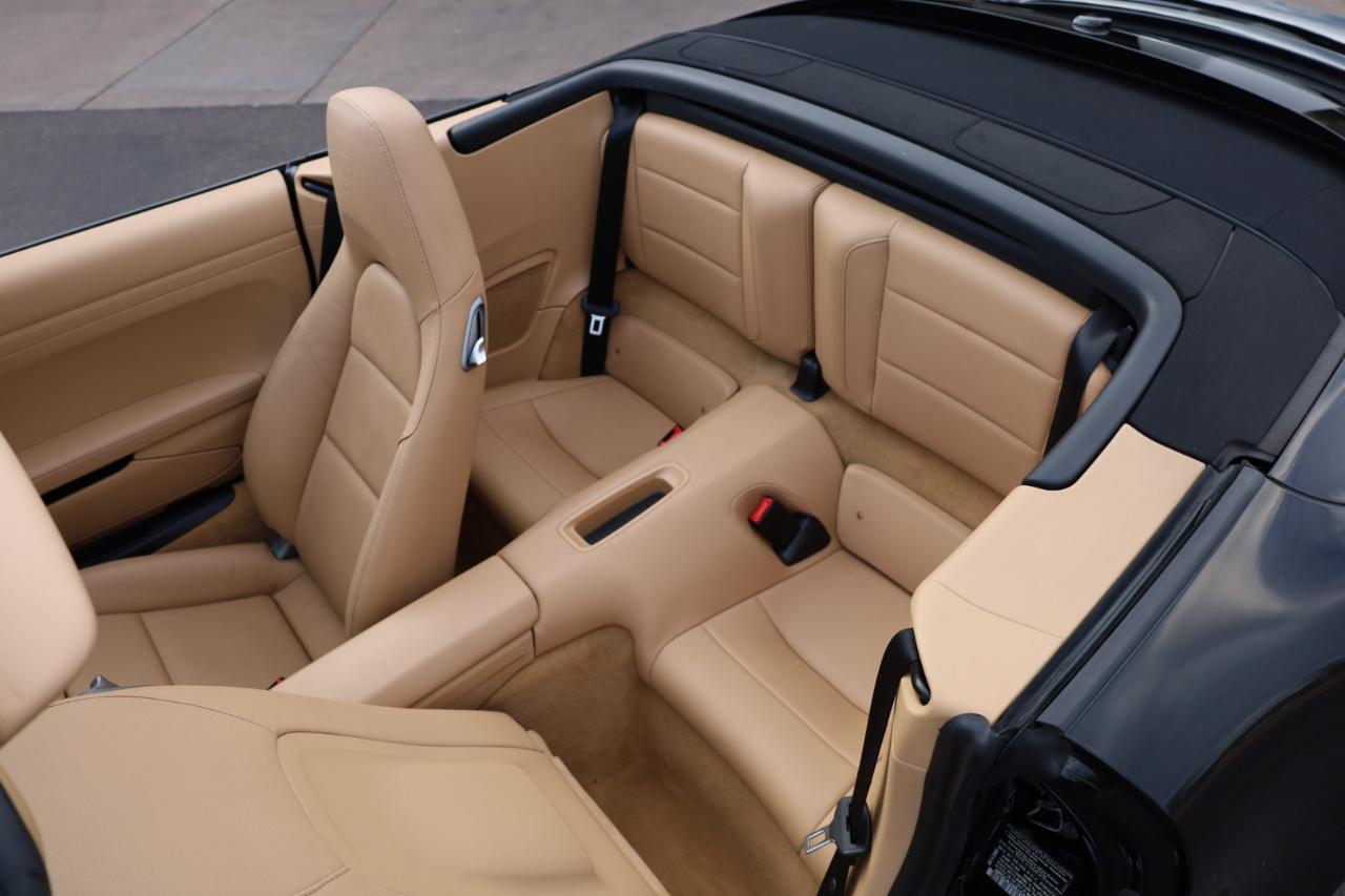 Porsche 911 Carrera 4 Cabriolet 2013