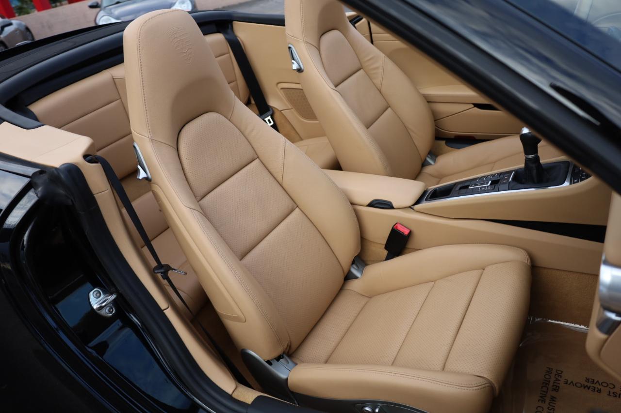 Porsche 911 Carrera 4 Cabriolet 2013