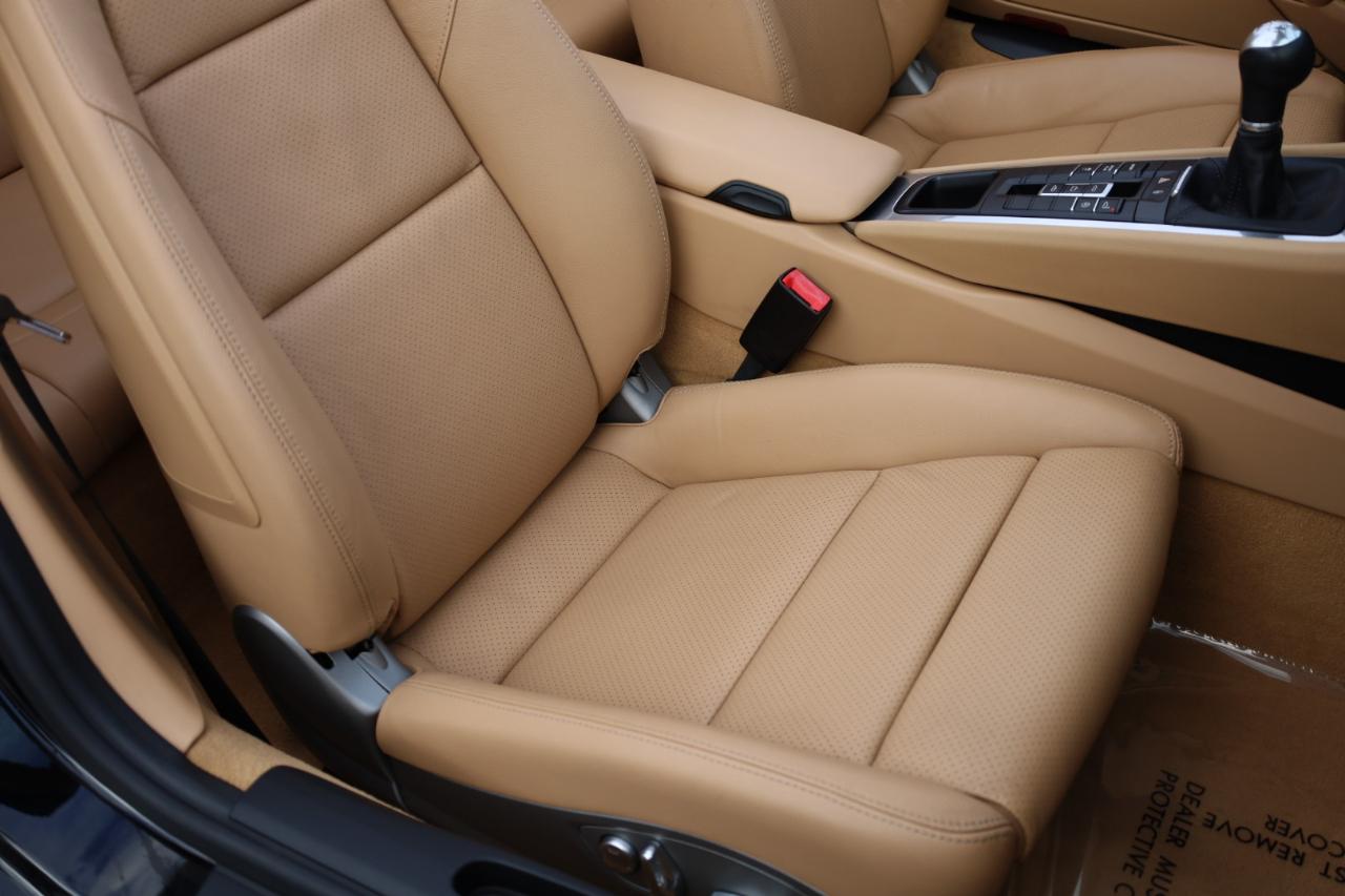 Porsche 911 Carrera 4 Cabriolet 2013