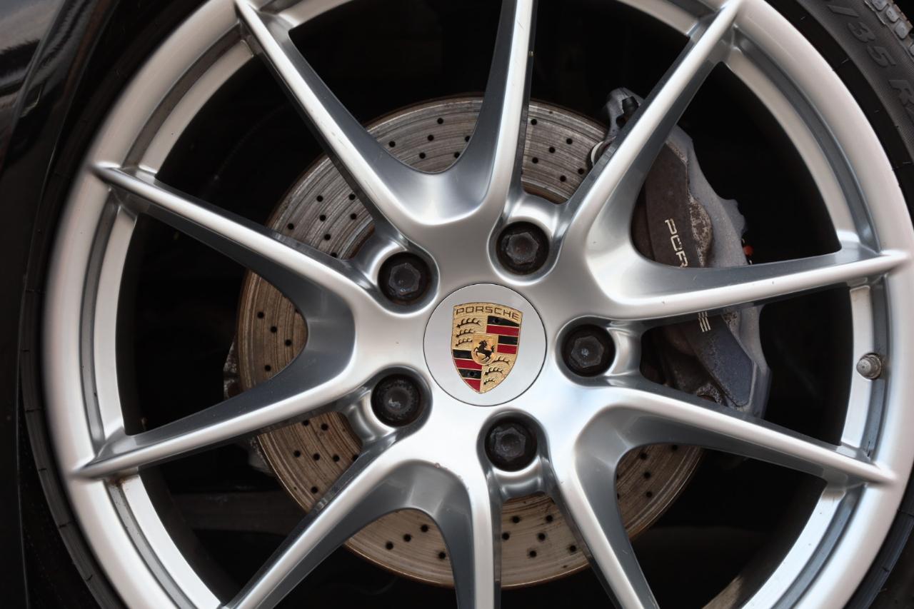 Porsche 911 Carrera 4 Cabriolet 2013