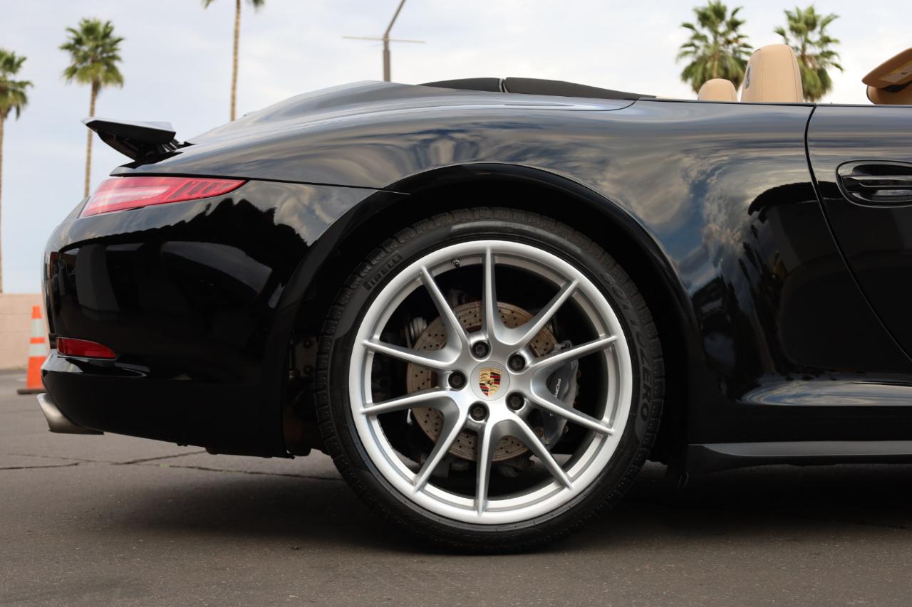 Porsche 911 Carrera 4 Cabriolet 2013