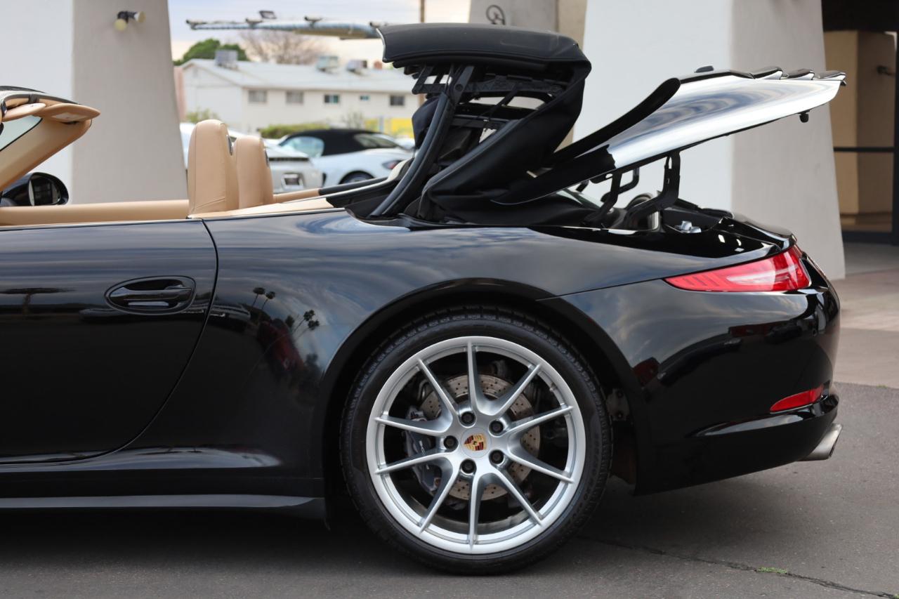 Porsche 911 Carrera 4 Cabriolet 2013