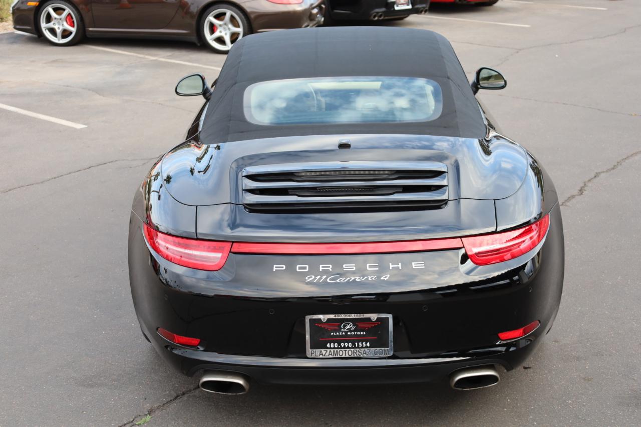 Porsche 911 Carrera 4 Cabriolet 2013