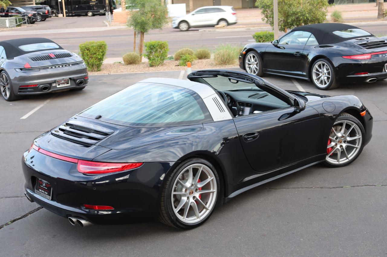 Porsche 911 Targa 4S 2015