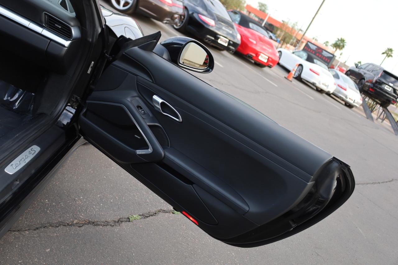 Porsche 911 Targa 4S 2015