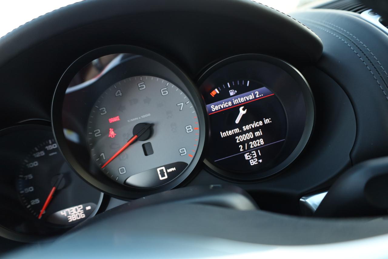 Porsche Cayman S 2014