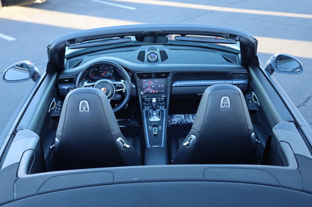 Porsche 911 Carrera S Cabriolet 2018
