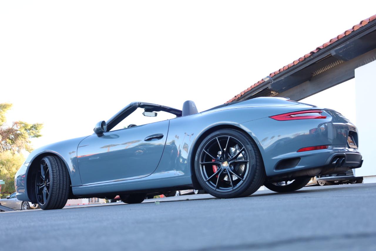 Porsche 911 Carrera S Cabriolet 2018