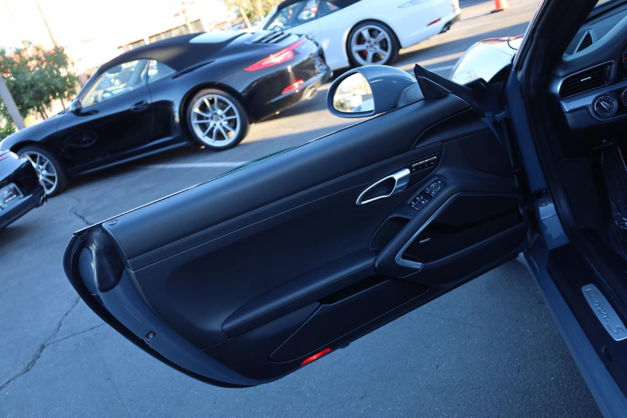 Porsche 911 Carrera S Cabriolet 2018