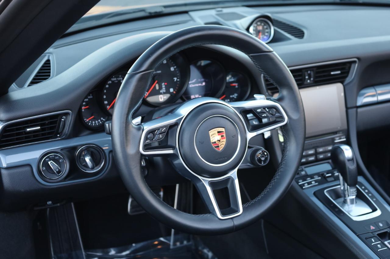 Porsche 911 Carrera S Cabriolet 2018