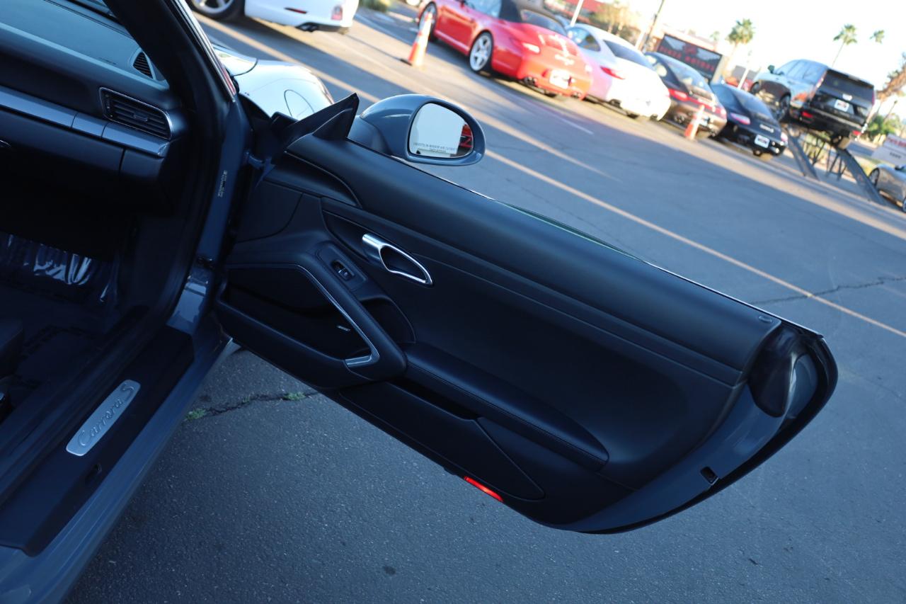 Porsche 911 Carrera S Cabriolet 2018