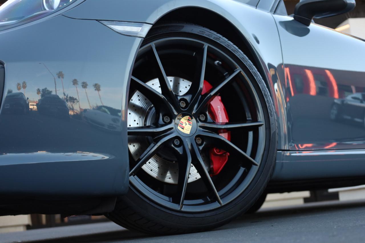 Porsche 911 Carrera S Cabriolet 2018