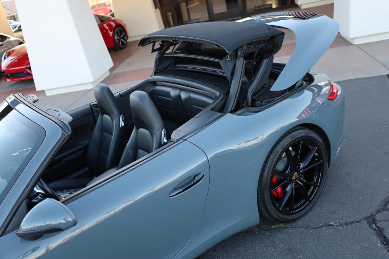 Porsche 911 Carrera S Cabriolet 2018