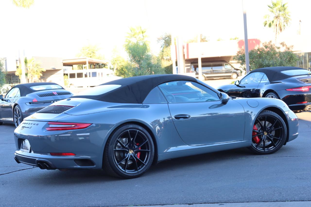 Porsche 911 Carrera S Cabriolet 2018