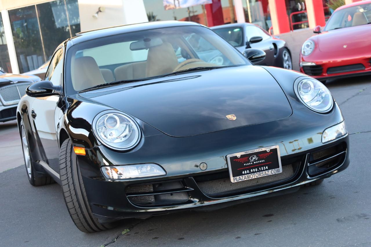 Porsche 911 Carrera Base 2005