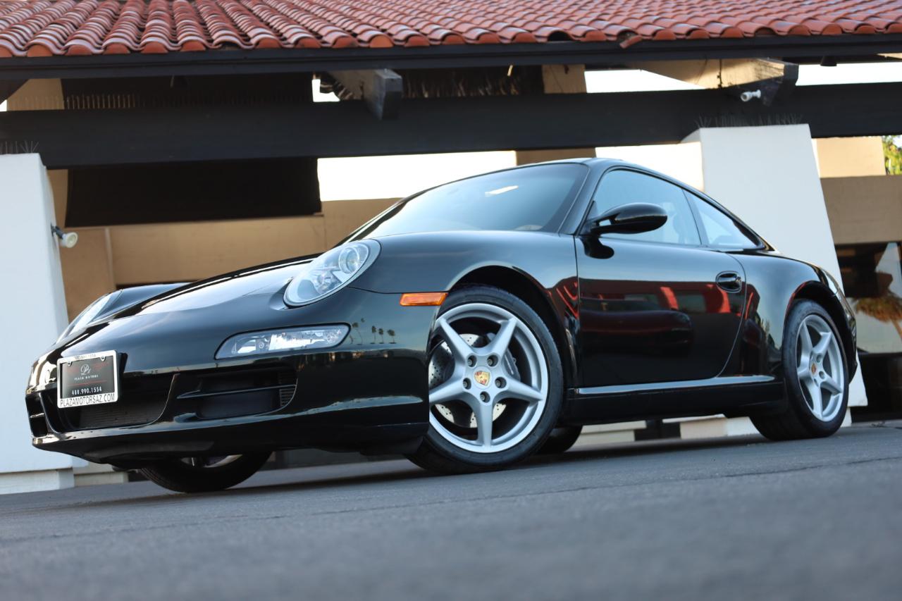 Porsche 911 Carrera Base 2005