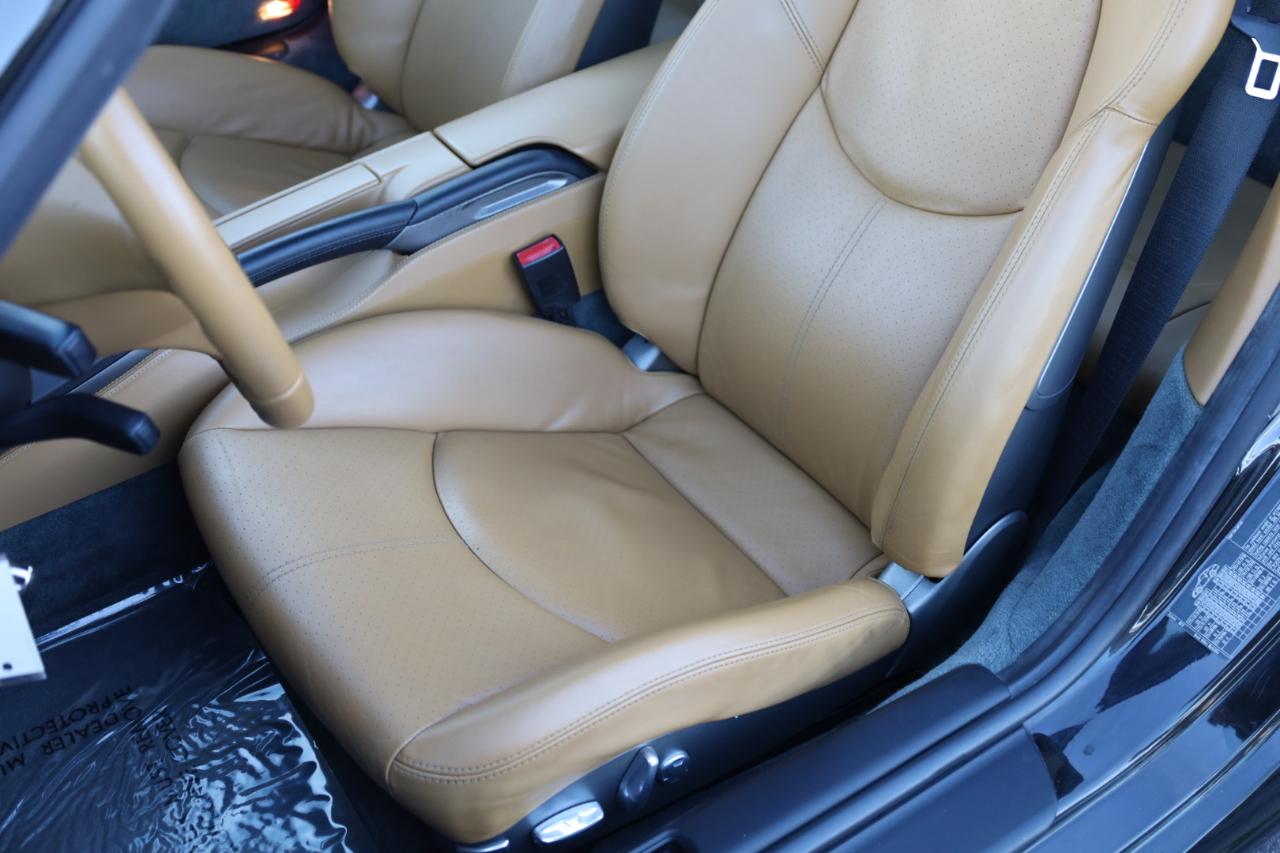 Porsche 911 Carrera Base 2005