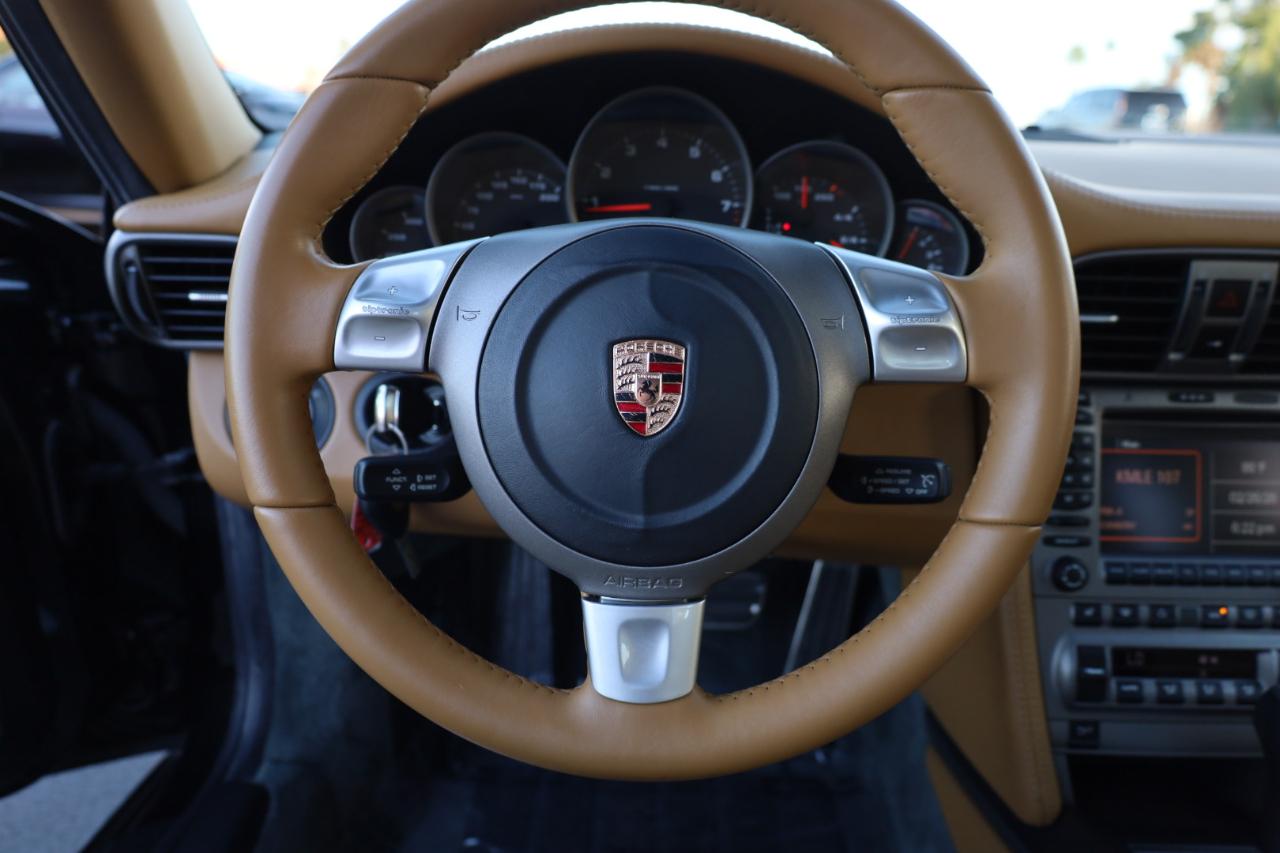 Porsche 911 Carrera Base 2005