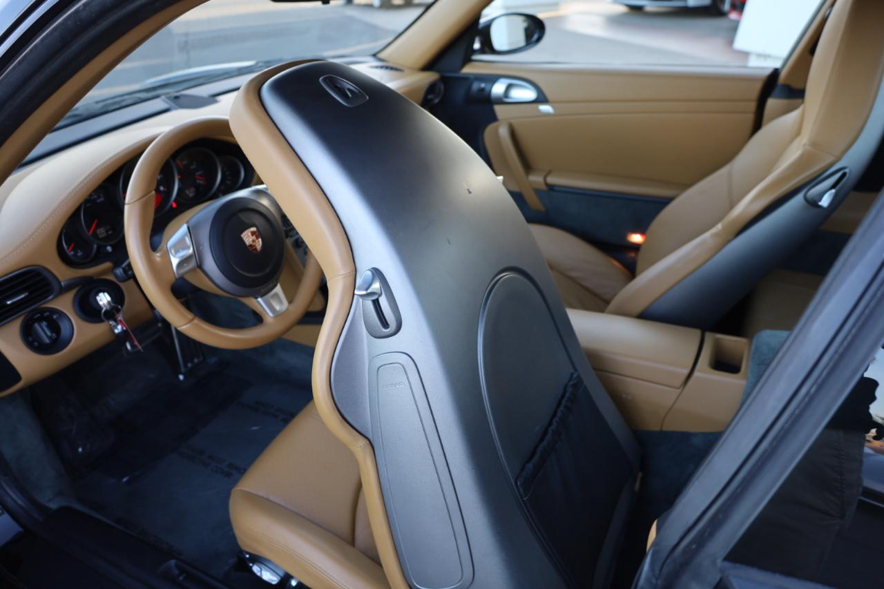 Porsche 911 Carrera Base 2005