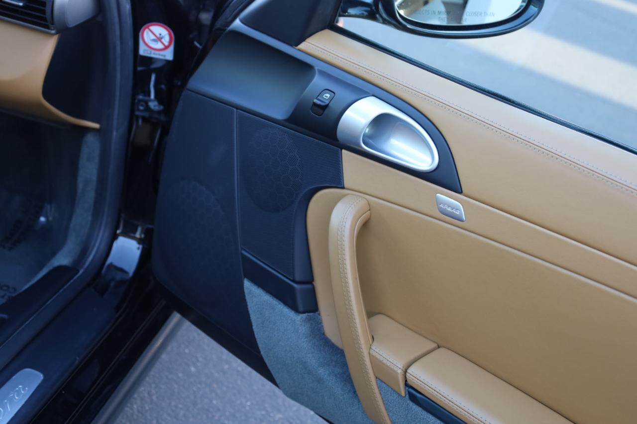 Porsche 911 Carrera Base 2005