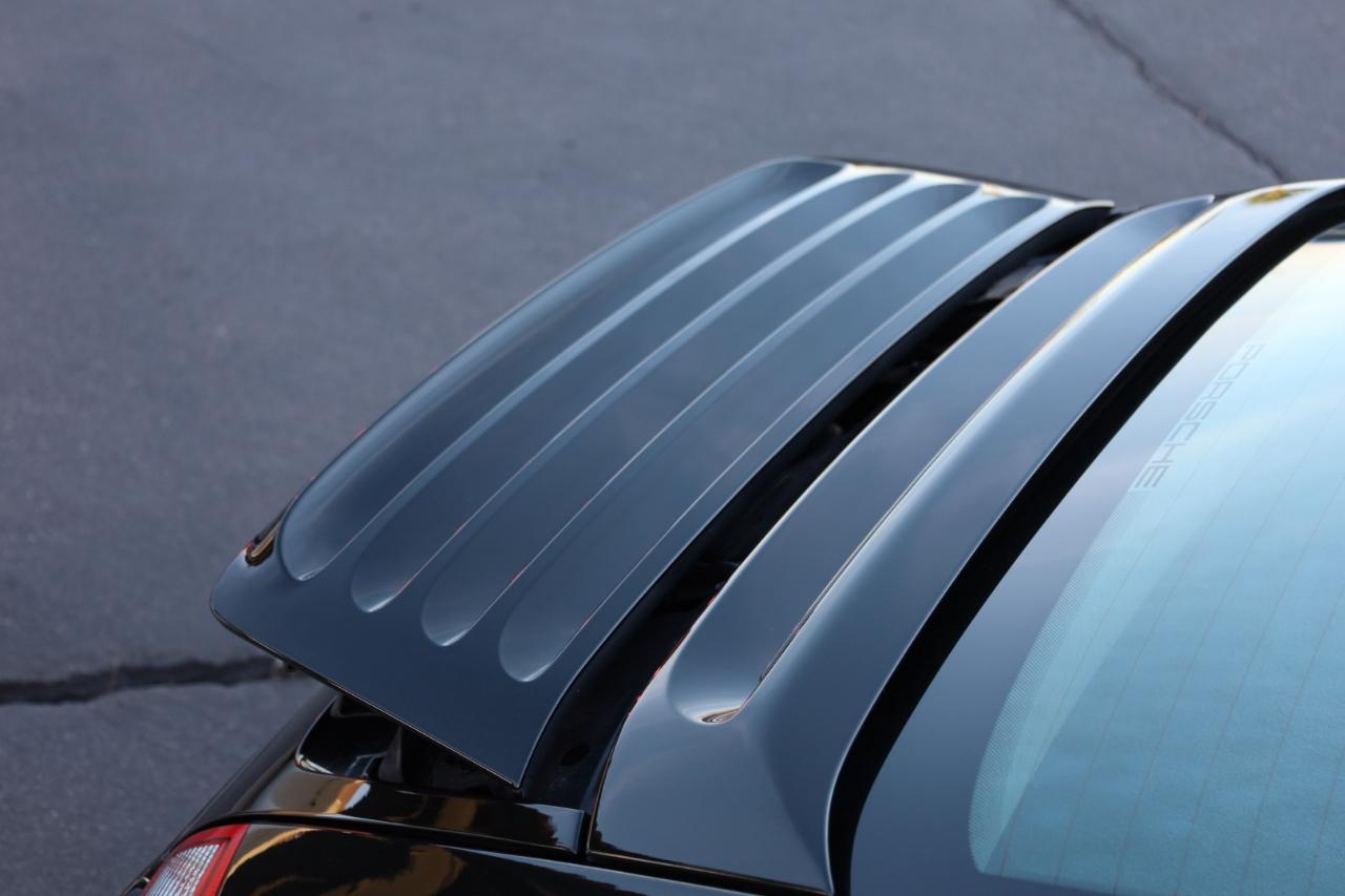 Porsche 911 Carrera Base 2005