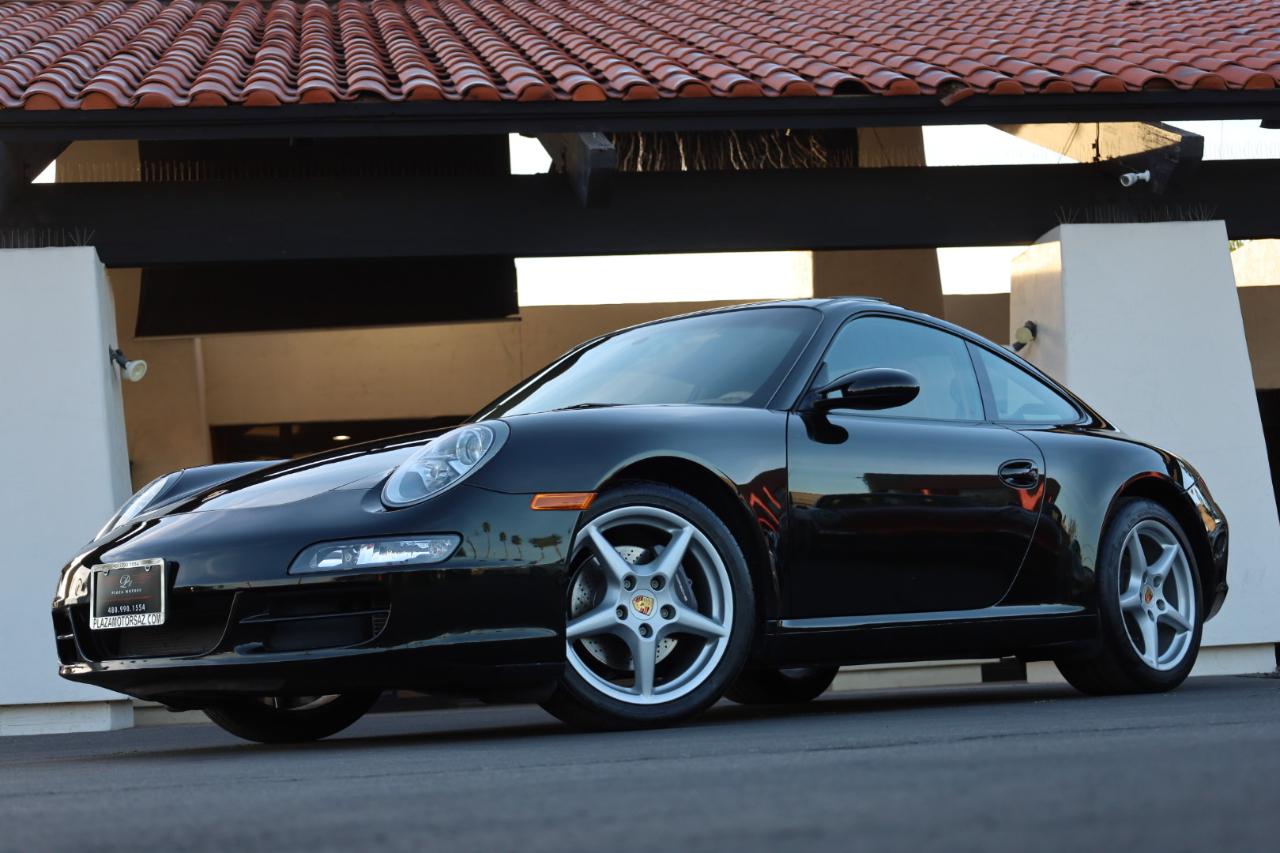 Porsche 911 Carrera Base 2005