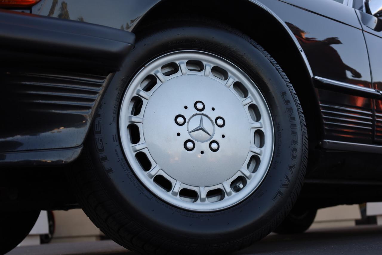 Mercedes-Benz 560 SL 1988