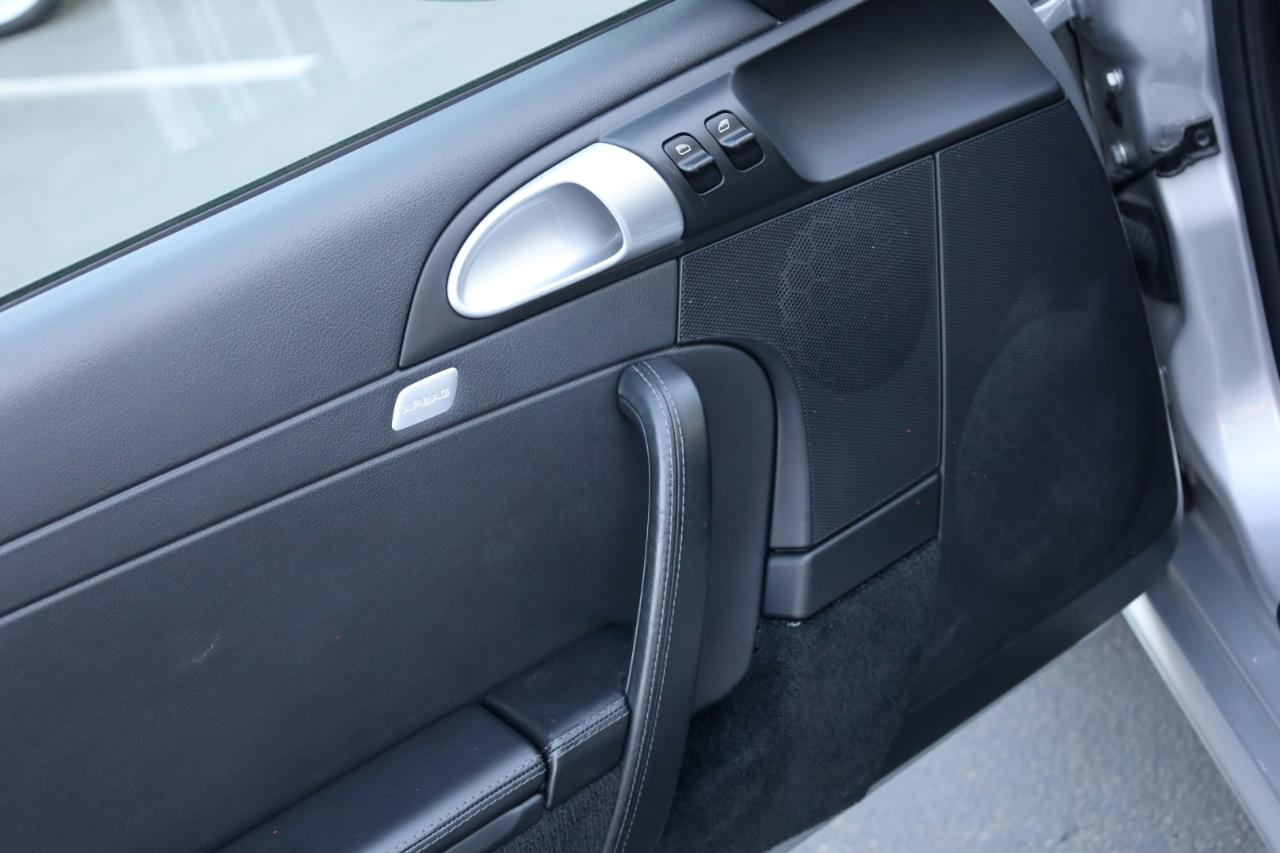 Porsche 911 Carrera Base 2005