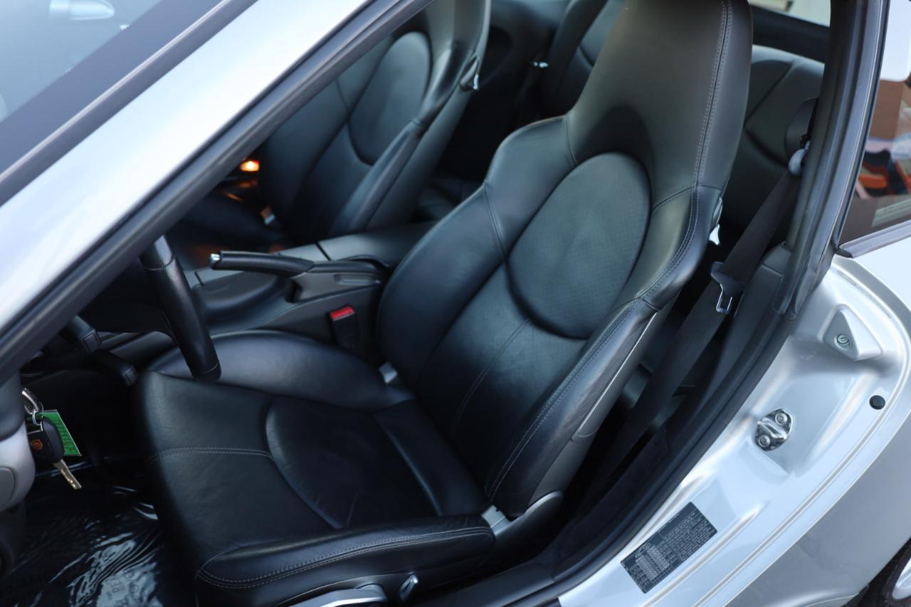 Porsche 911 Carrera Base 2005