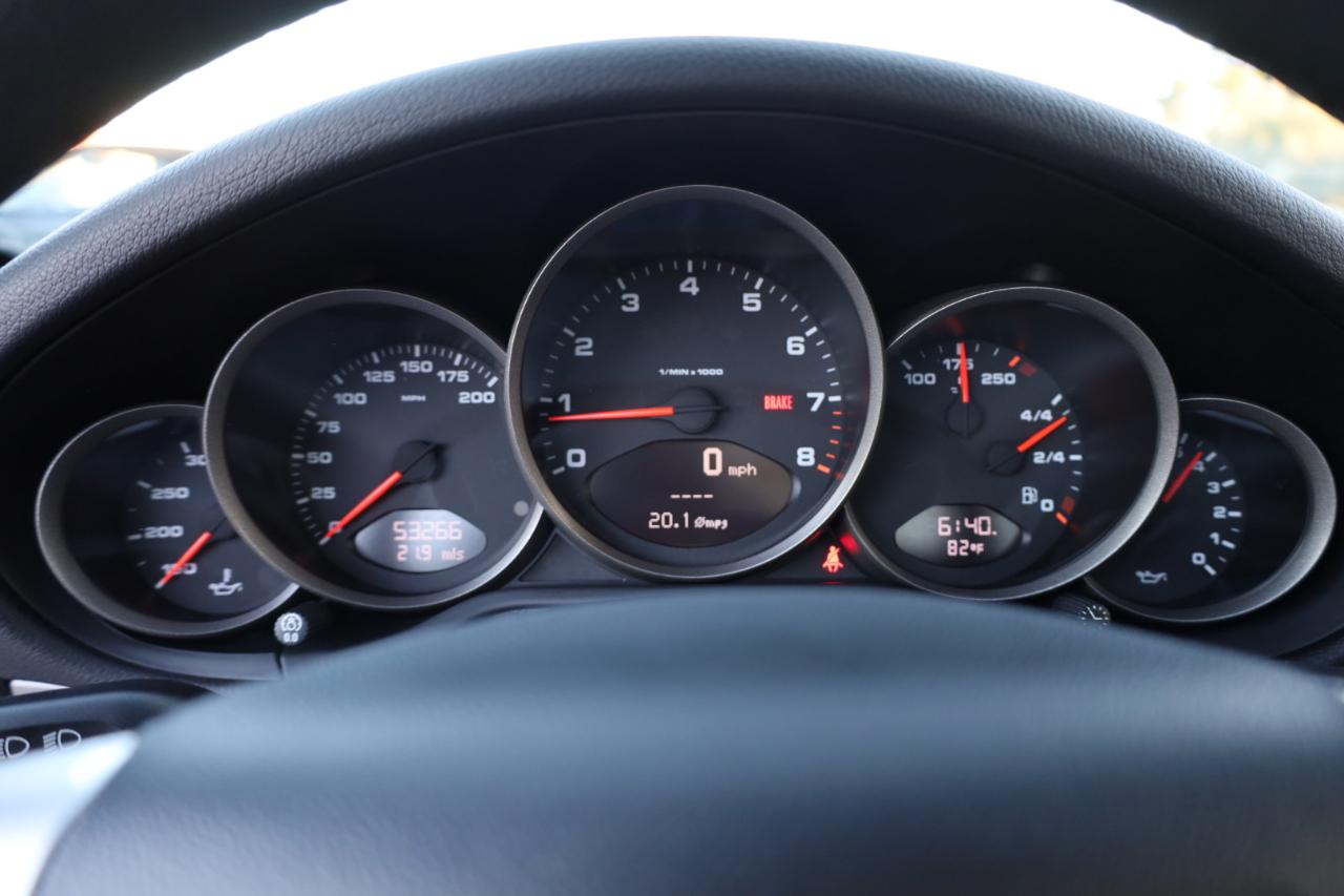 Porsche 911 Carrera Base 2005