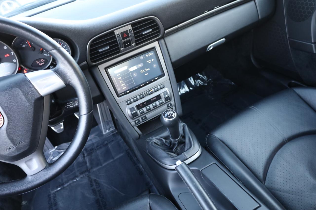 Porsche 911 Carrera Base 2005